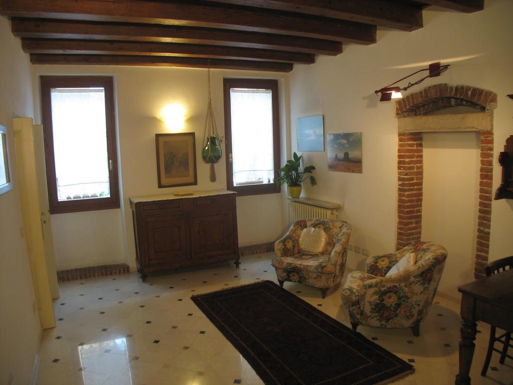 Residenza Carducci Centro Storico Apartment Verona Bilik gambar